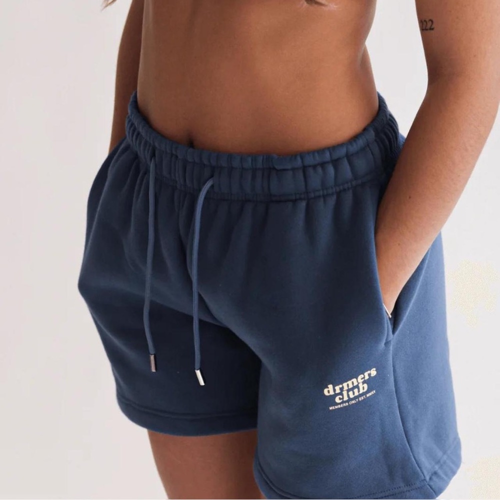 drmers club dark grey sweatshorts 🩶